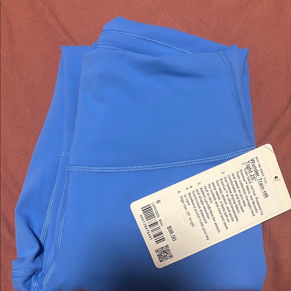 NWT Lululemon Wunder Train Tights NWT
25”